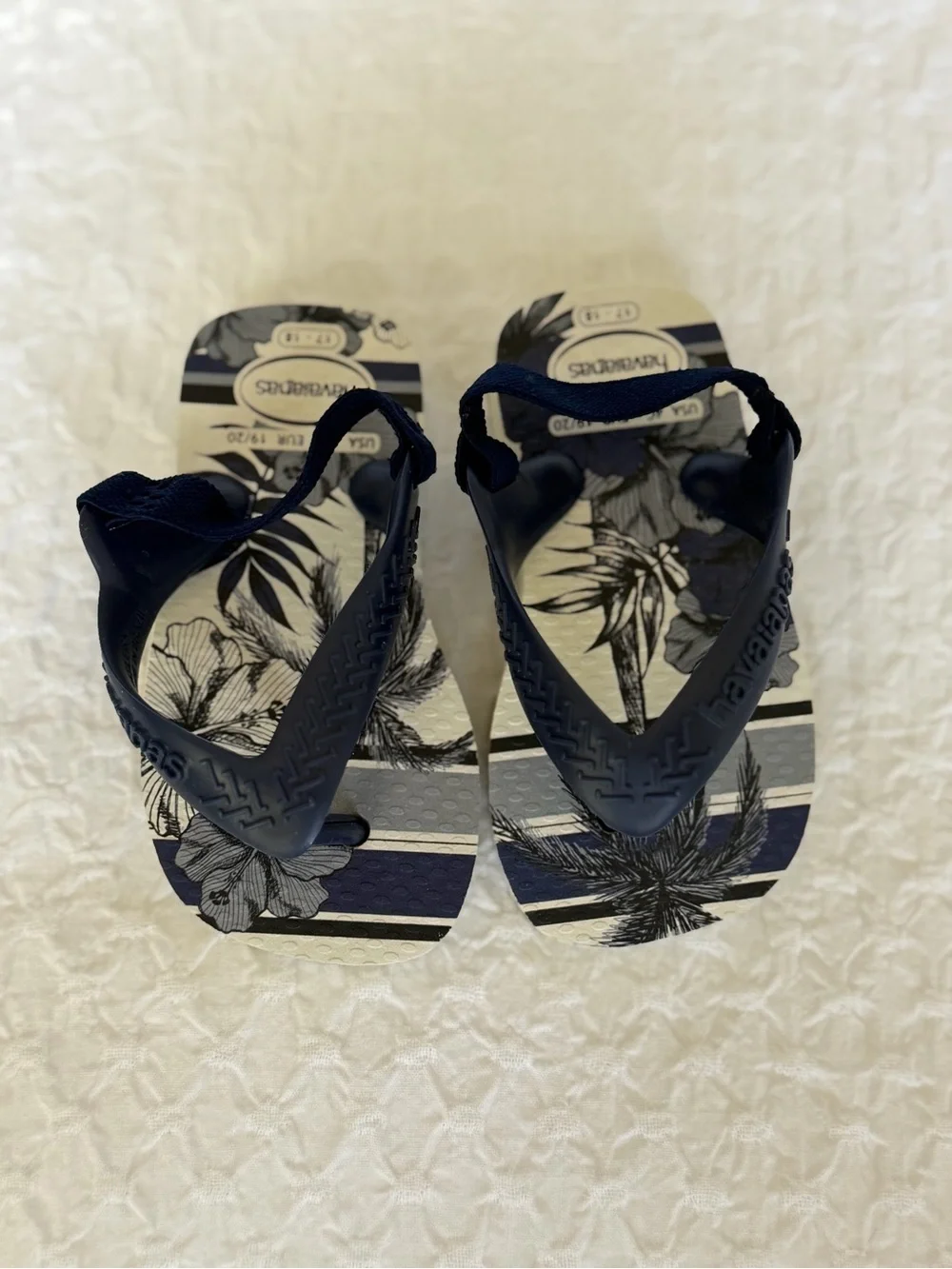 Havaianas Kids Navy and Cream Floral Stripe Sandals